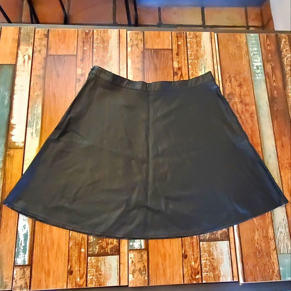 H & M Faux Leather A-line Skirt